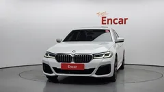 2023 BMW 5-Series 530e M Sport — фото 3