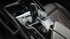 2023 BMW 5-Series 530e M Sport — фото 9