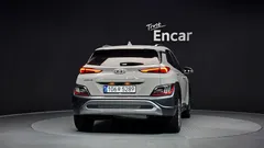 2023 Hyundai Kona Inspiration, серо-серебристый — фото 4