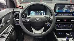 2023 Hyundai Kona Inspiration, серо-серебристый — фото 12