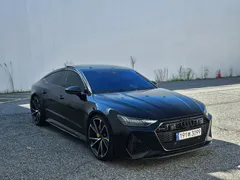 2021 Audi RS7 4.0 TFSI Quattro, чёрный — фото 3