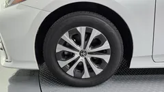 2022 Toyota Prius 1.8, белый — фото 5