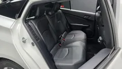 2022 Toyota Prius 1.8, белый — фото 11