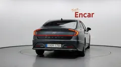 2023 Hyundai Sonata Premium Plus, серый — фото 4