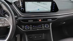 2023 Hyundai Sonata Premium Plus, серый — фото 13