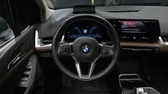 2022 BMW 2-Series 218d Luxury, зелёный — фото 13
