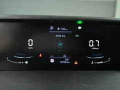 2023 Hyundai Staria 4WD Lounge 9-Seater — фото 8