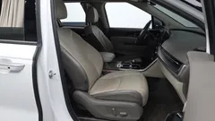 2023 Kia Carnival Gasoline 7-Seater Hi-Limousine — фото 12