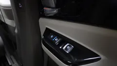 2023 Kia Carnival Gasoline 7-Seater Hi-Limousine — фото 19