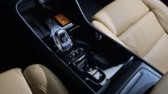2022 Volvo XC40 B4 Inscription — фото 9