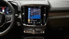 2022 Volvo XC40 B4 Inscription — фото 14