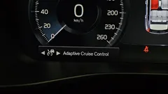 2022 Volvo XC40 B4 Inscription — фото 17