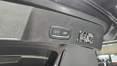 2022 Volvo XC40 B4 Inscription — фото 20