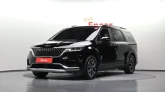 2023 Kia Carnival Diesel 9-Seater Prestige — фото 1