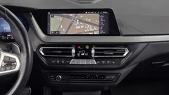 2022 BMW 2-Series 220i M Sports — фото 12