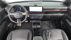 2023 Hyundai Kona Premium, серо-серебристый — фото 7