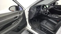 2022 Hyundai Sonata 2.0 — фото 10