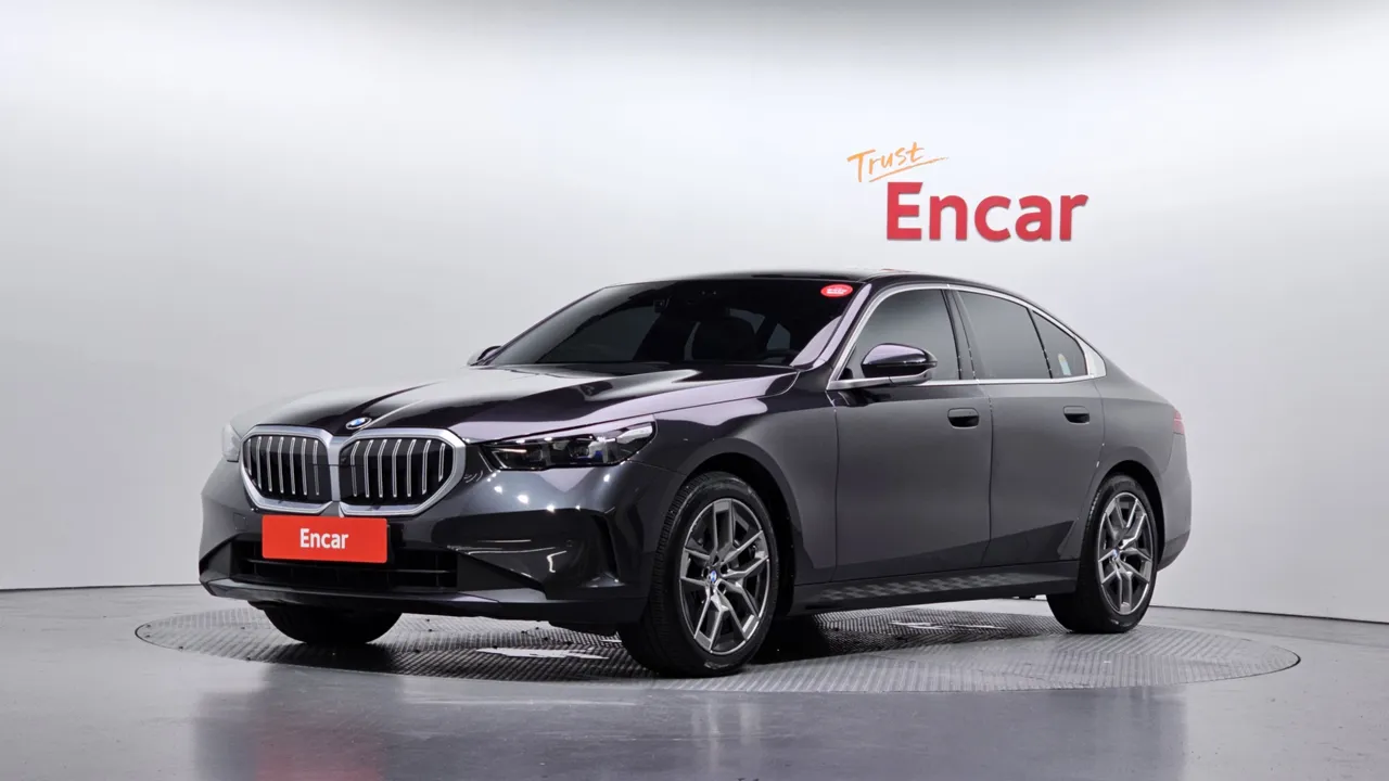 2024 BMW 5-Series 530i xDrive