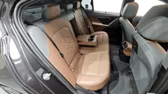 2024 BMW 5-Series 530i xDrive — фото 11