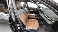 2024 BMW 5-Series 530i xDrive — фото 18