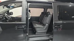 2023 Hyundai Staria Tourer 11-Seater — фото 12