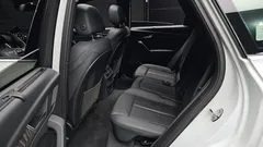 2023 Audi Q5 40 TDI Quattro Premium, белый — фото 11