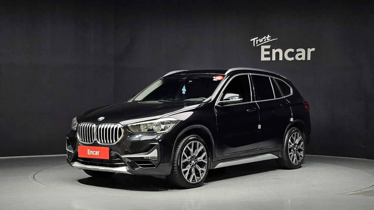 2022 BMW X1 xDrive 20i xLine