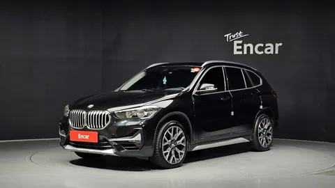 2022 BMW X1 xDrive 20i xLine