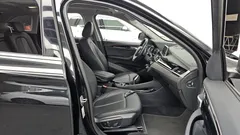 2022 BMW X1 xDrive 20i xLine, чёрный — фото 15