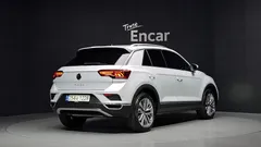 2021 Volkswagen T-Roc 2.0 TDI Prestige, серебристый — фото 2