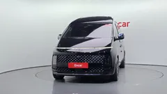 2023 Hyundai Staria 4WD Lounge 9-Seater — фото 3