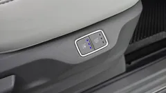 2023 Hyundai Staria 4WD Lounge 9-Seater — фото 20