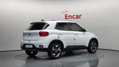 2023 Hyundai Venue 1,6 Premium, белый — фото 2