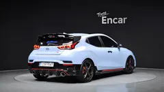 2021 Hyundai Veloster 2.0 N, светло-серебристый — фото 2