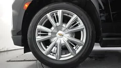 2022 ChevroletGMDaewoo Tahoe 6.2 High Country 4WD, чёрный — фото 5