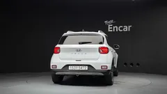 2022 Hyundai Venue 1.6 Modern Plus, белый — фото 4