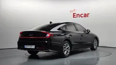 2022 Hyundai Sonata 2.0 — фото 2