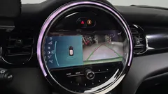 2022 Mini Cooper 5Door Classic Plus Launch Pack, зелёный — фото 16