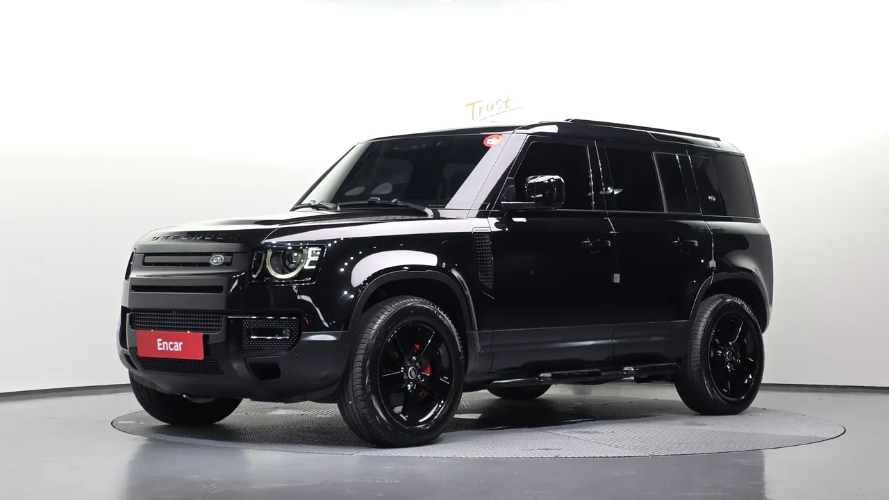 2023 Land Rover Defender 110 D300 HSE