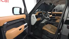 2023 Land Rover Defender 110 D300 HSE — фото 10