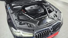 2023 BMW 5-Series 520i M Sport — фото 6