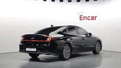 2022 Hyundai Sonata Premium Plus, чёрный — фото 2