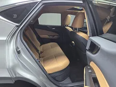 2023 Lexus NX Premium, серо-серебристый — фото 19