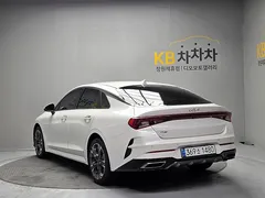2022 Kia K5 2.0 — фото 6