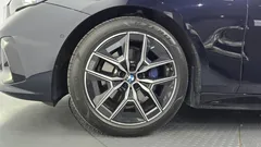 2024 BMW 5-Series 520i M Sport — фото 5