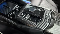 2024 BMW 5-Series 520i M Sport — фото 9