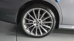 2022 Mercedes-Benz E-Class E350 4MATIC AMG Line — фото 5
