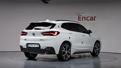 2023 BMW X2 (F39) xDrive20i M Sport, белый — фото 2
