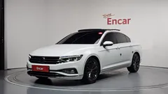 2021 Volkswagen Passat 2.0 TDI 4Motion Prestige, белый — фото 1