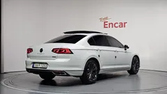 2021 Volkswagen Passat 2.0 TDI 4Motion Prestige, белый — фото 2